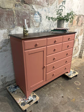 Ladda upp bild till gallerivisning, Rosa byrå/skänk